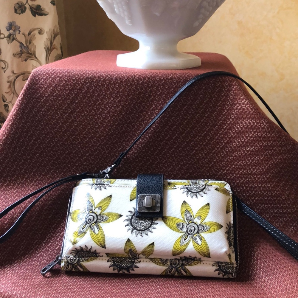 NWOT Sakroots over the shoulder bag/clutch.